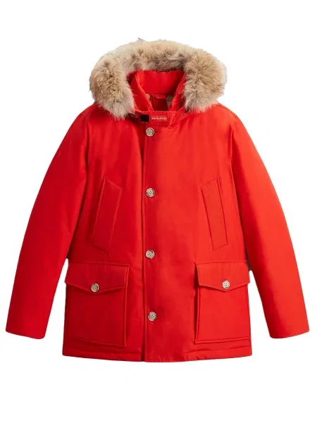 Яке Woolrich червено
