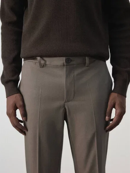 Spodnie Bologna cropped slim fit średni Mężczyzna 40 MANGO MAN brązowy