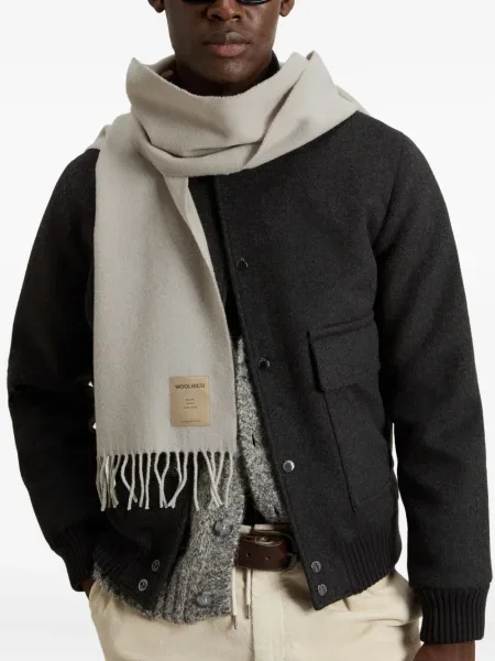 Fular Woolrich cu franjuri de lână