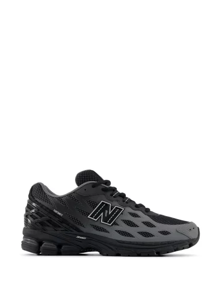 Tenisice New Balance Fresh Foam s vezicama s čipkom crna