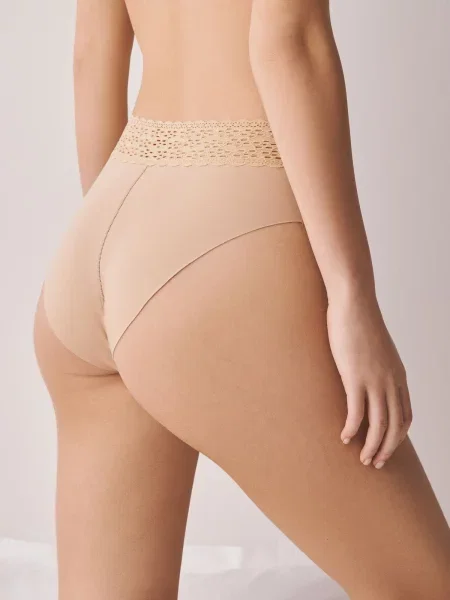 Next Slip pielii / negru alb