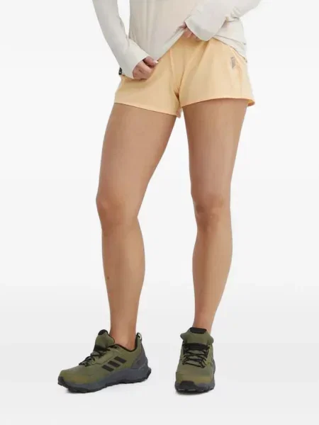 Scurt pantaloni scurți Helly Hansen cu talie înaltă cu imagine galben