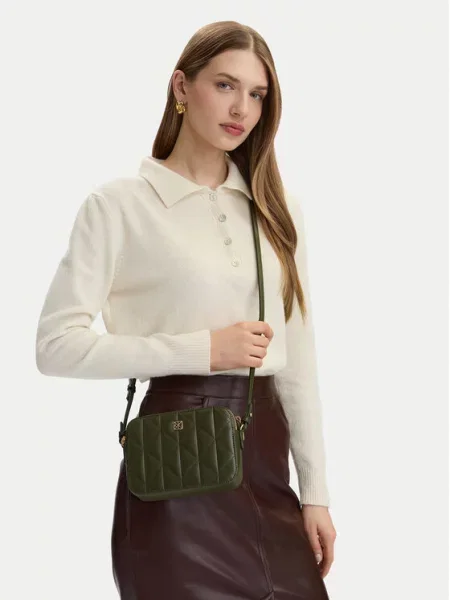 Calvin Klein Torbica Quilted Double Camera Bag Bež zelena