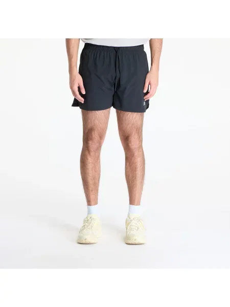 Kratek kratke hlače New Balance črna