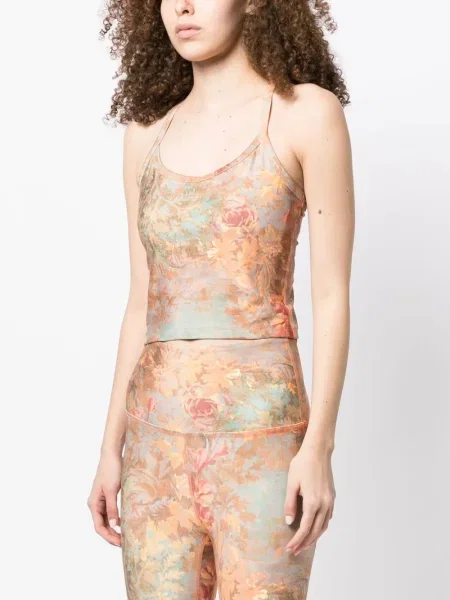 Τοπ Beyond Yoga κομμένο