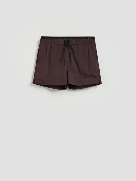 Reserved Pantaloni scurți pentru plajă uni maro
