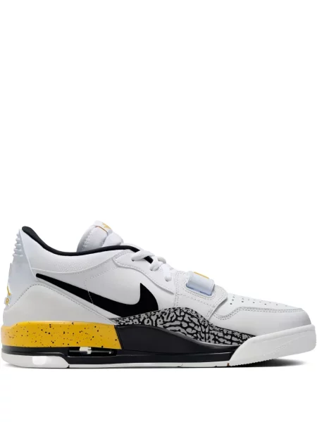 Sneakerși Jordan alb