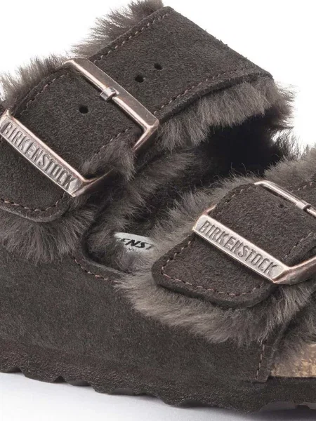 Замшевые шлепанцы Birkenstock