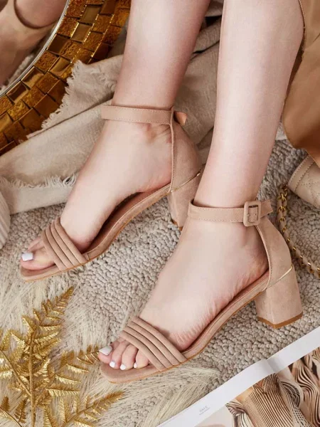 Sandale Resti
