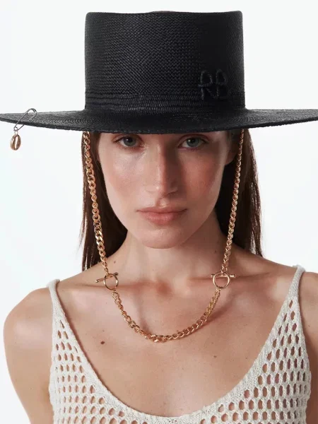 Kapa Ruslan Baginskiy črna