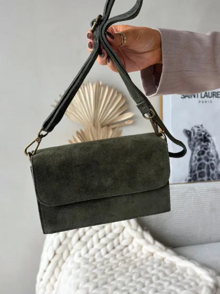 Torbica Boto iz semiša zelena