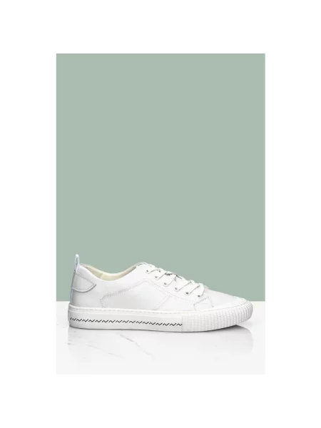 Кеди Estro білі