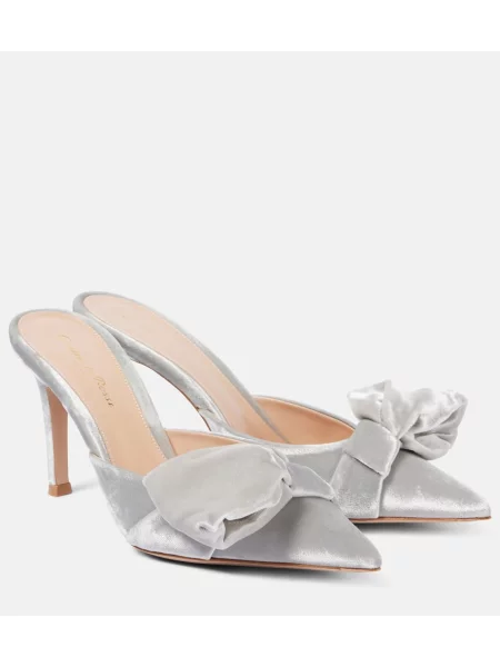 Papuci tip mules Gianvito Rossi cu funde de catifea argintiu