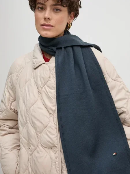 Tommy Hilfiger Šál Tmavomodrá modrá