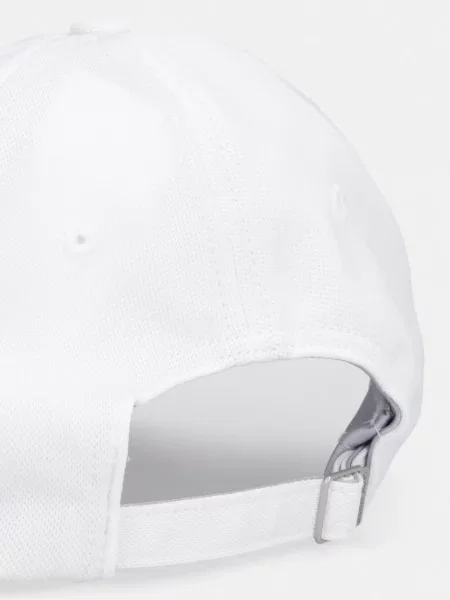 Șapcă Under Armour alb