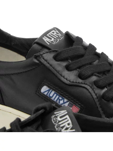 Sneakersy Autry czarne