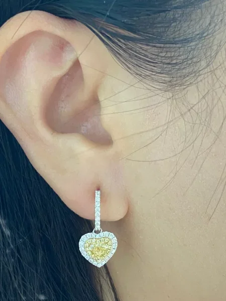 Обеци Hyt Jewelry със сърца бяло