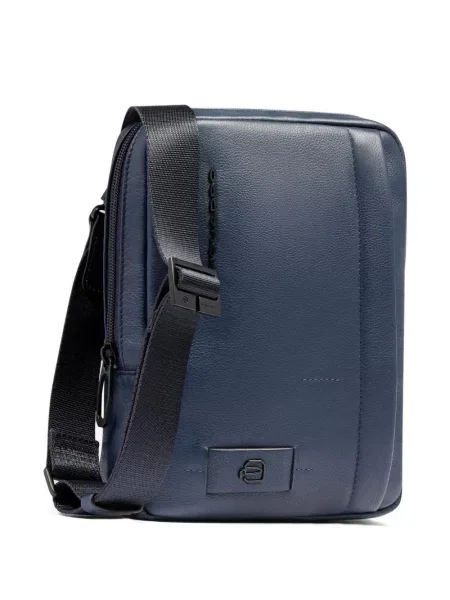 Crossbody torba Piquadro s autogramom plava