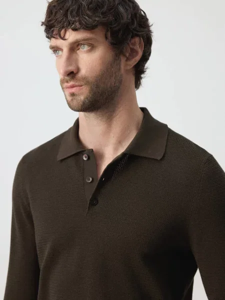 Sweter polo z cienkiej dzianiny z domieszką bawełny Mężczyzna XXL MANGO MAN brązowy