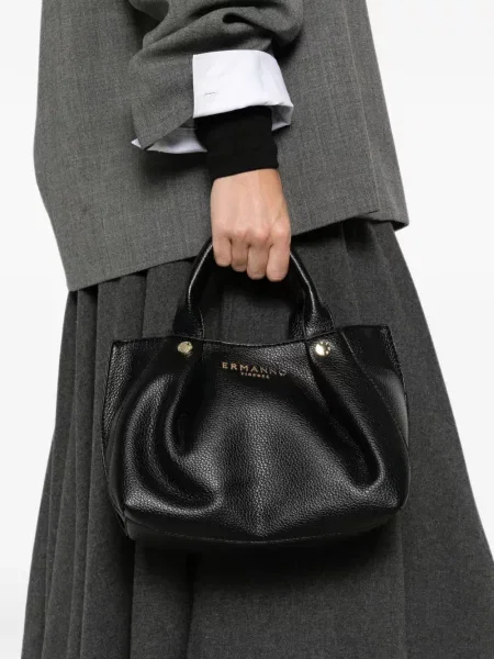 Kožená shopper kabelka Ermanno Firenze s autogramem černá