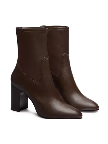 Botki Stuart Weitzman skórzane brązowe