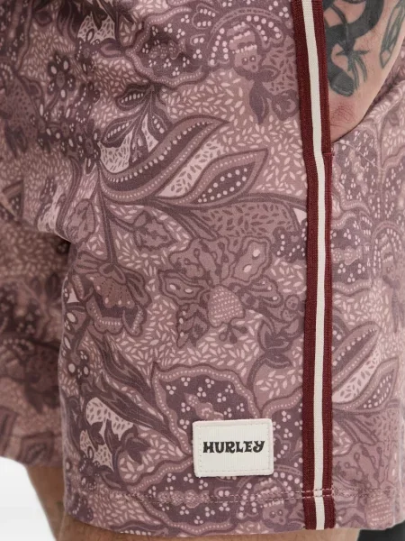 Ριγέ παντελόνι κολύμβησης Hurley με σχέδιο ροζ