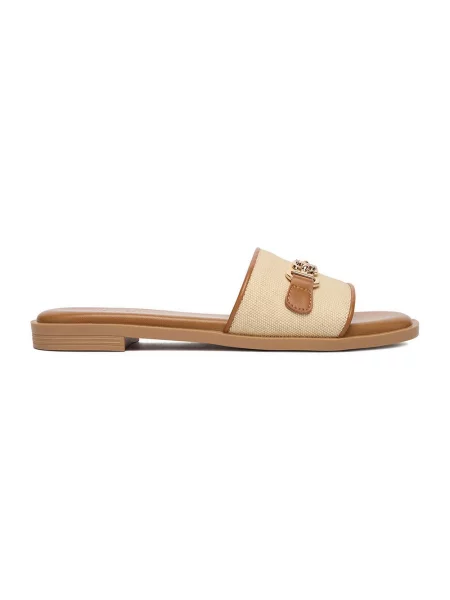 Klapki Nine West beżowe