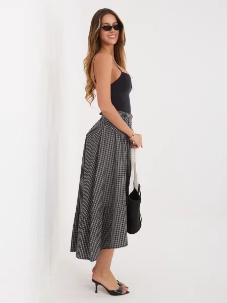 Fustă Italy Moda în carouri negru