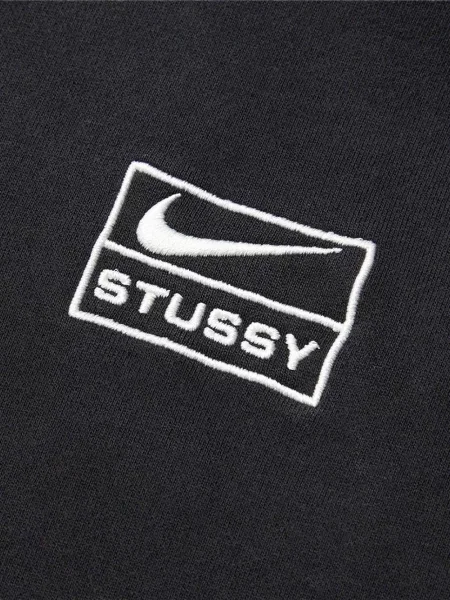 Sneakerși Nike Cortez din fleece roșu