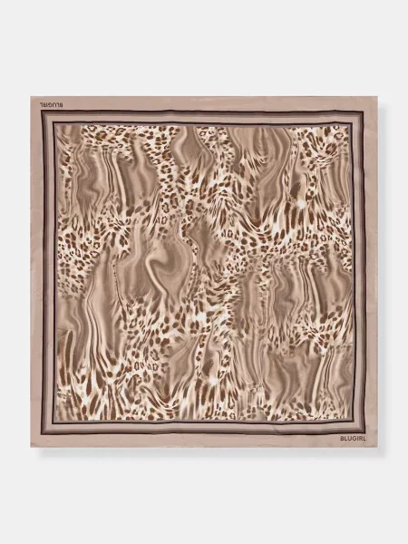 Blugirl Blumarine chusta z dodatkiem jedwabiu beżowa