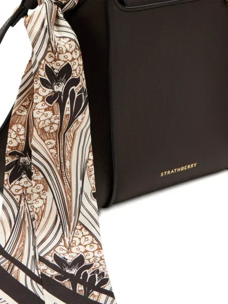 Šal Strathberry s cvjetnim printom smeđa