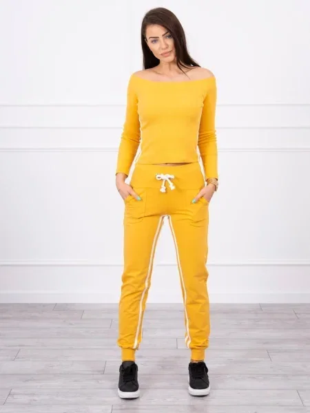 Анцуг Kesi на райета бяло