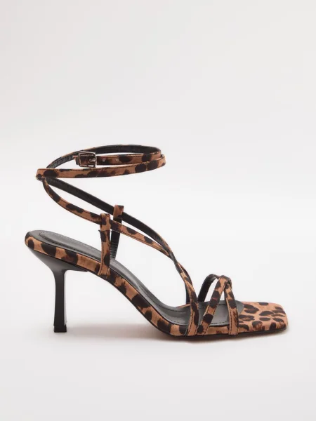 Trendyol Sandale maro coniac negru