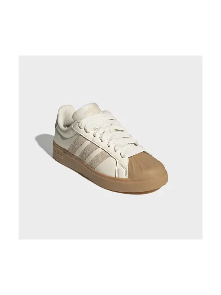 Félcipő Adidas fehér