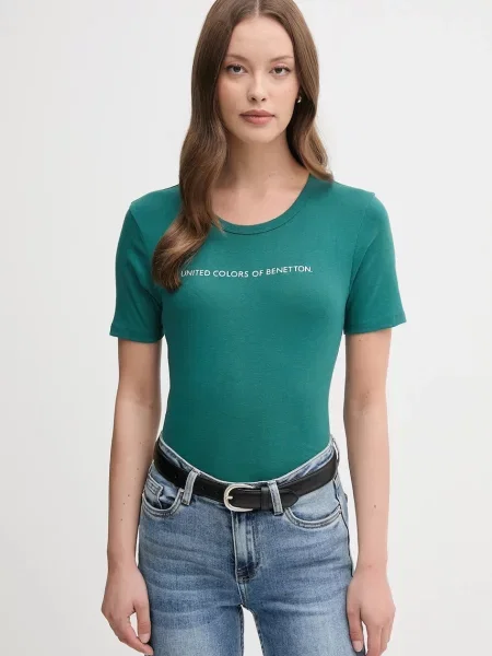 Тениска United Colors of Benetton дамска червено