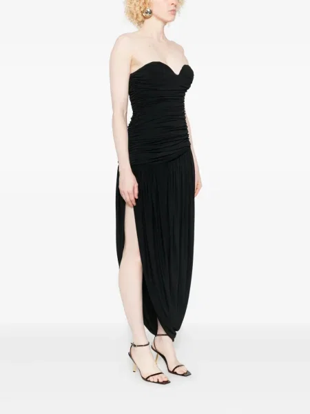 Rochie Magda Butrym drapată de costum negru