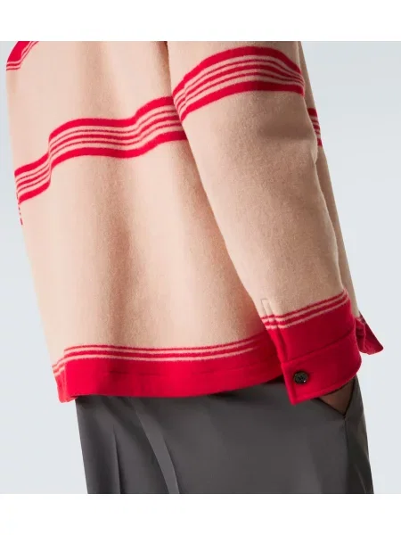 Geacă Burberry de lână bej