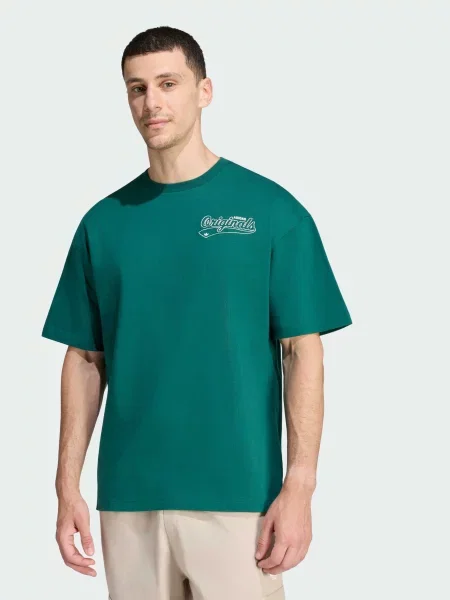 Футболка adidas Graphics зелений