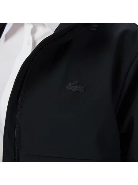 Lacoste Kurtka Przeciwdeszczowa Z Kapturem Z Nadrukiem Regular Fit czarna