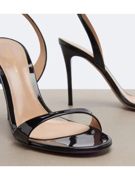 Sandale Gianvito Rossi din piele de lac negru