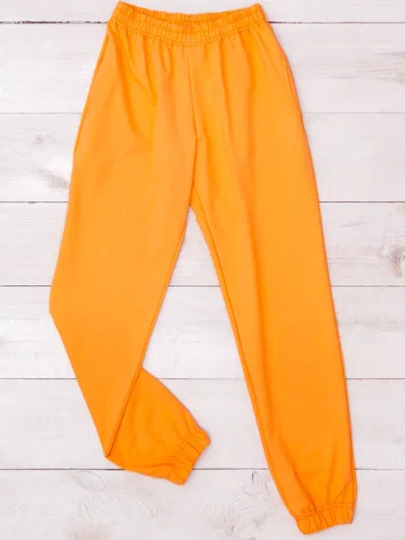 Джогери Носи своє помаранчевий