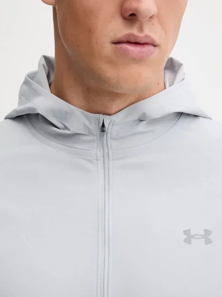 Демисезонная куртка Under Armour серая