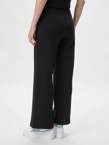 Спортивные штаны Armani Exchange черные