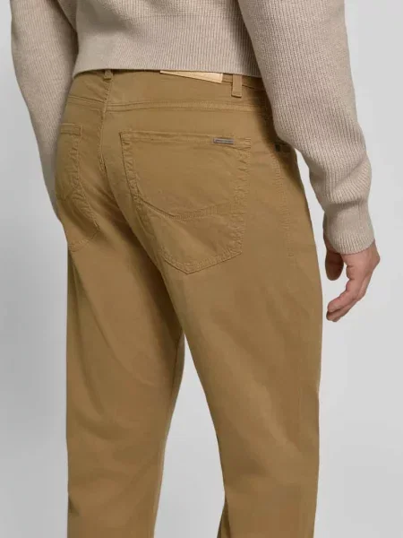 Jeansy o kroju straight fit z elastycznej mieszanki bawełny model Lyon' Pierre Cardin beżowe