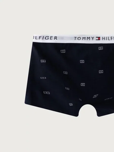 Tommy Hilfiger прилепнали боксерки за деца от с 7 броя