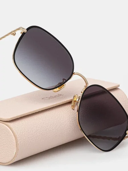 Солнцезащитные очки Chloé золотые