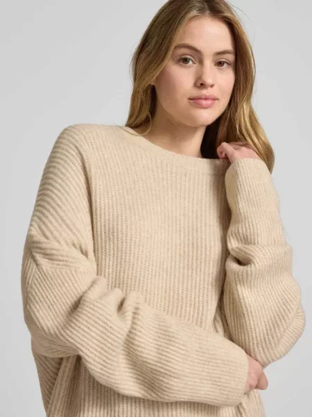 Sweter o kroju relaxed fit z dzianiny z dodatkiem wełny model ‘Gillian’ Mbym beżowy