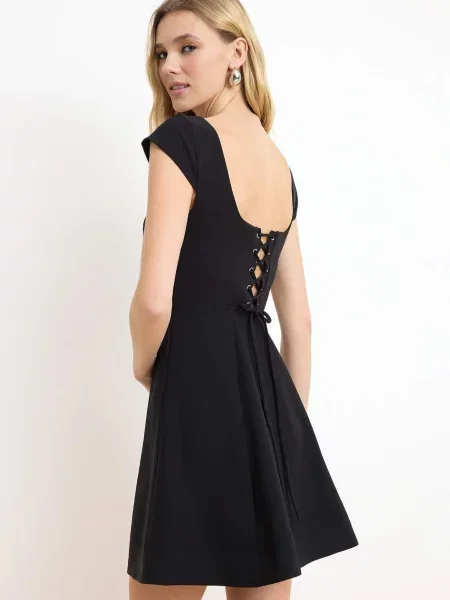 Trendyol Rochie negru