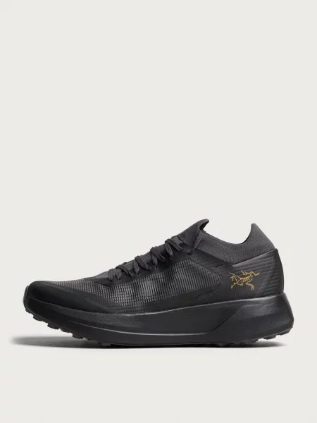Sneakersy Arcteryx czarne