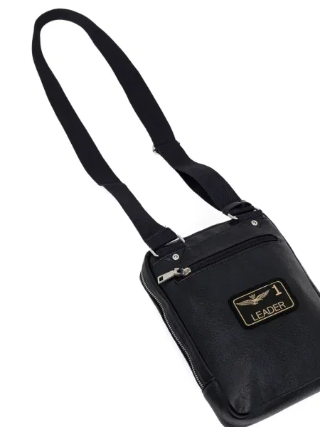 Crossbody torba Aeronautica Militare s aplikacijama plava